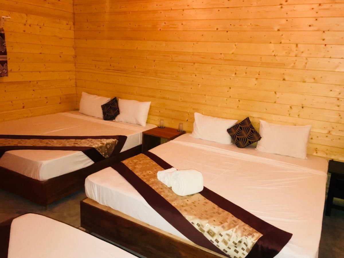 Hotel Trinco Relax Hut Trincomalee Exterior foto